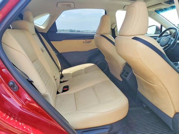 2015 LEXUS NX 200t Luxury