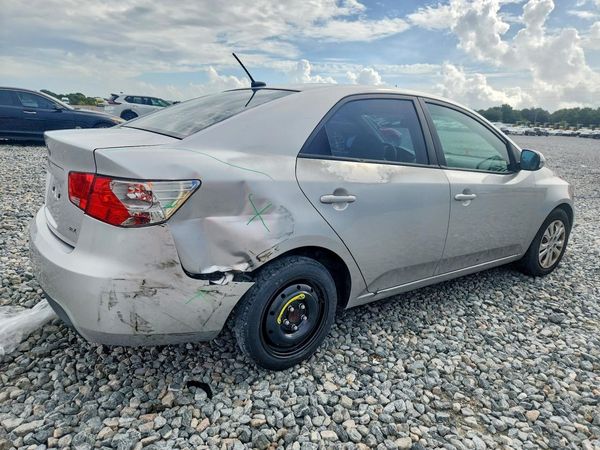 2013 KIA FORTE EX