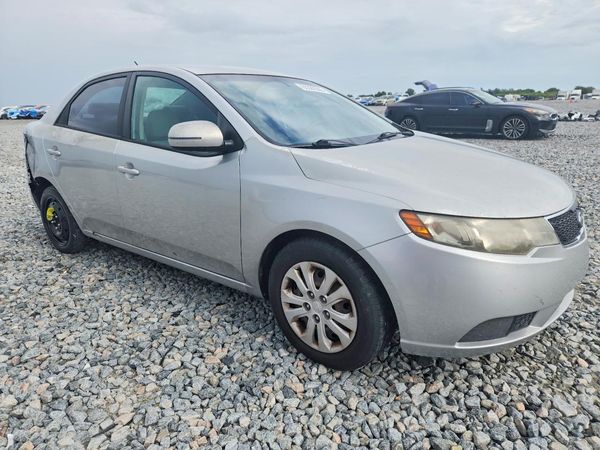 2013 KIA FORTE EX