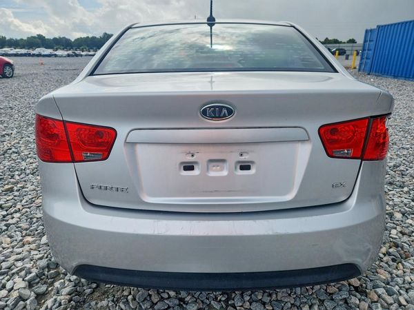 2013 KIA FORTE EX