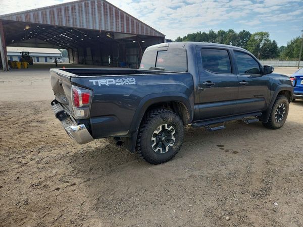 2020 TOYOTA TACOMA SR5