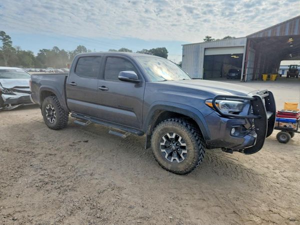 2020 TOYOTA TACOMA SR5