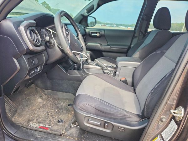 2020 TOYOTA TACOMA SR5