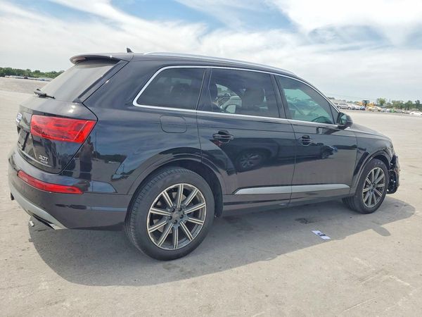 2017 AUDI Q7 quattro Premium Plus