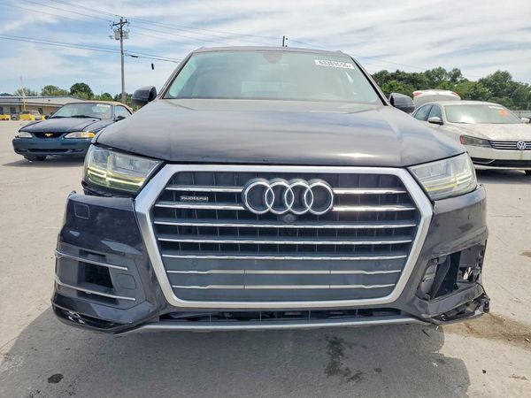 2017 AUDI Q7 quattro Premium Plus
