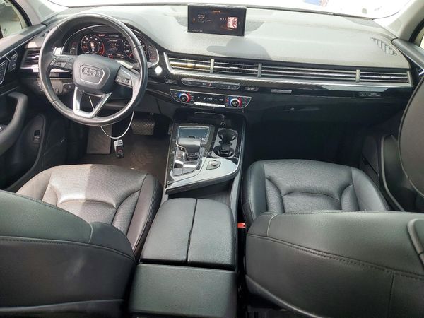 2017 AUDI Q7 quattro Premium Plus
