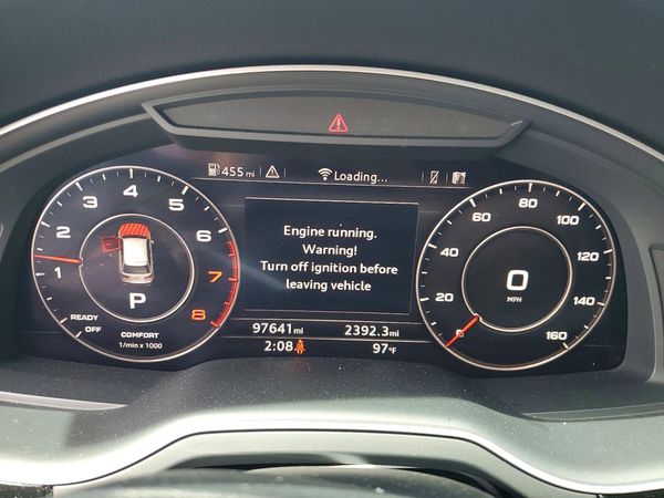 2017 AUDI Q7 quattro Premium Plus