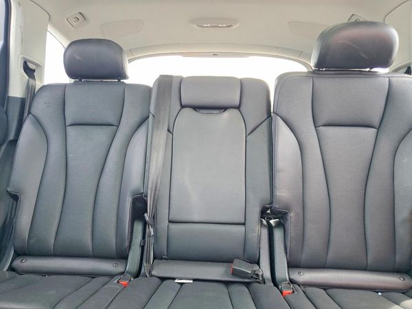 2017 AUDI Q7 quattro Premium Plus
