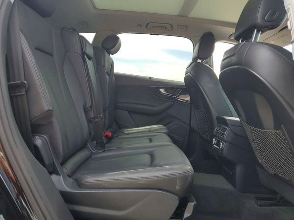 2017 AUDI Q7 quattro Premium Plus