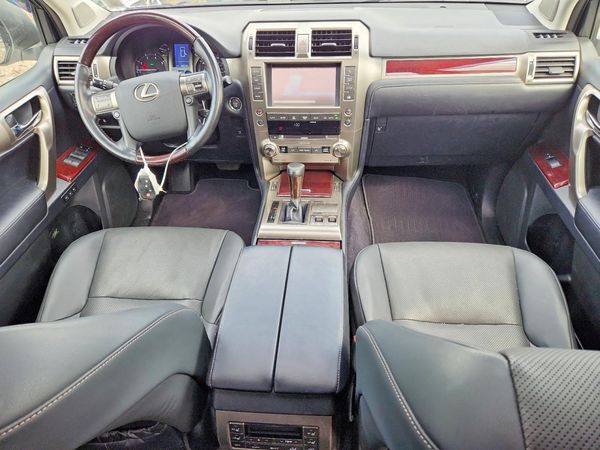 2019 LEXUS GX