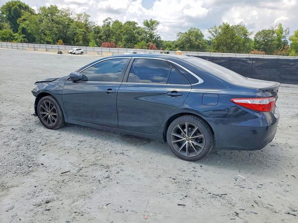 2015 TOYOTA CAMRY