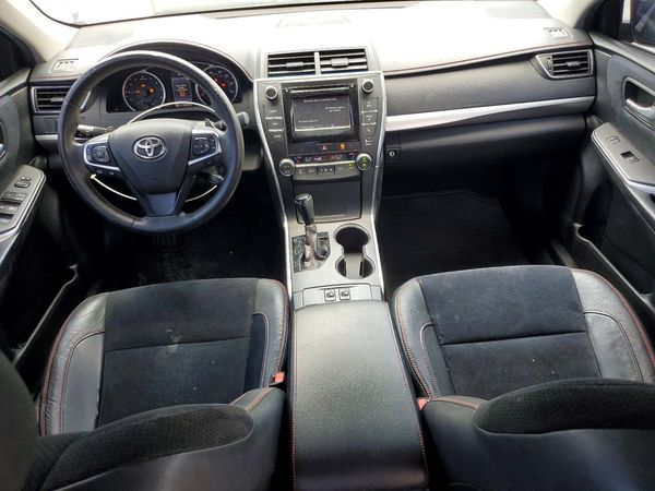 2015 TOYOTA CAMRY