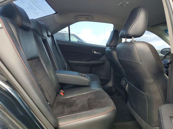 2015 TOYOTA CAMRY