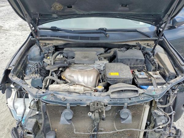 2015 TOYOTA CAMRY