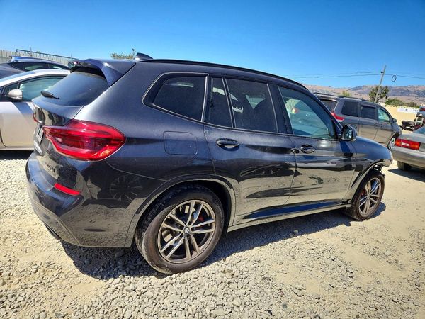 2021 BMW X3 M40i
