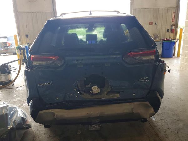 2023 TOYOTA RAV4 XSE