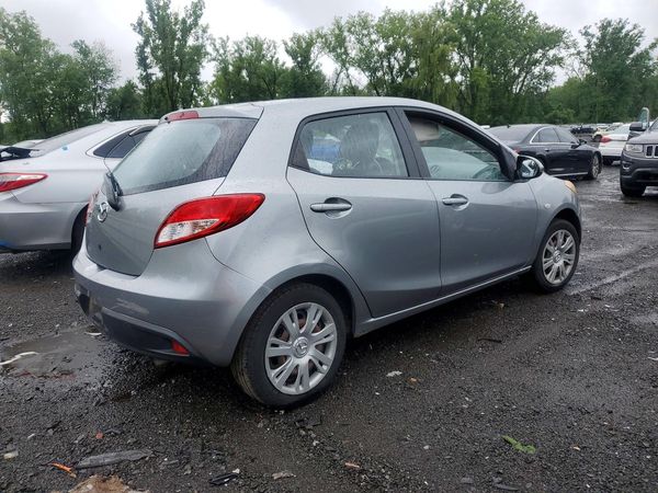 2014 MAZDA MAZDA2 Sport/GX