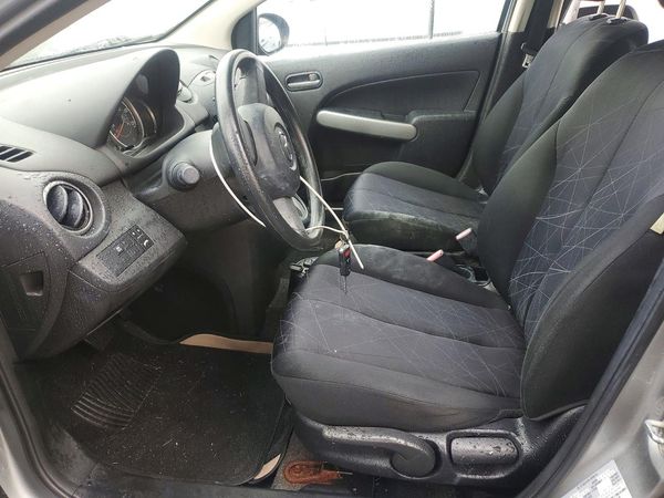 2014 MAZDA MAZDA2 Sport/GX