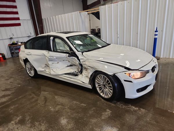 2015 BMW 3 SERIES — Passenger 3/4