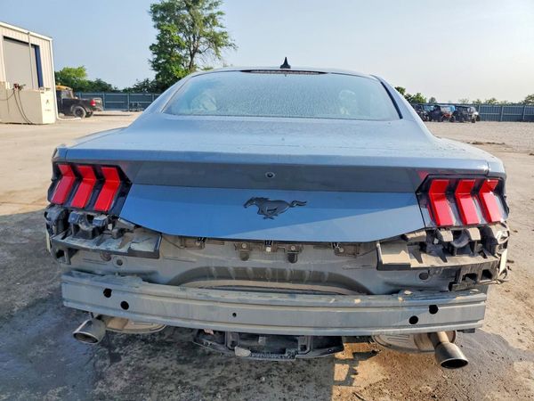 2025 FORD MUSTANG I4