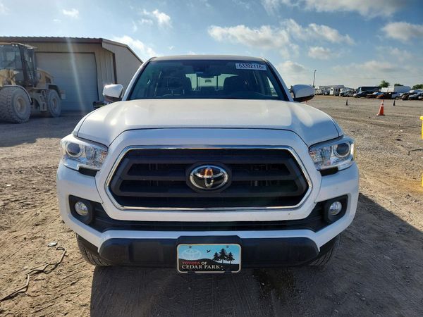 2022 TOYOTA TACOMA SR5