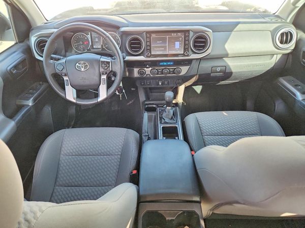 2022 TOYOTA TACOMA SR5