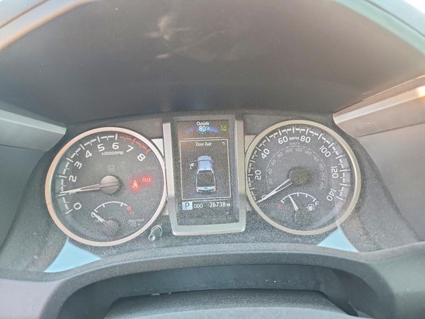 2022 TOYOTA TACOMA SR5