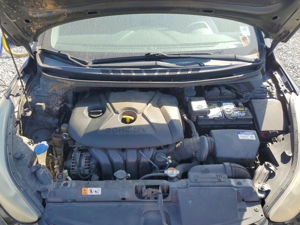 2014 HYUNDAI ELANTRA