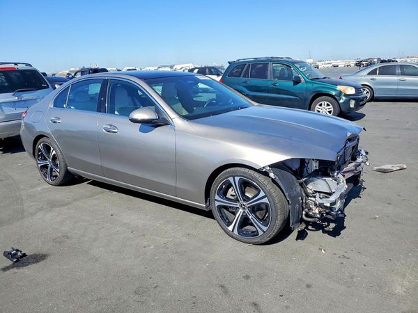 2024 MERCEDES-BENZ C C300