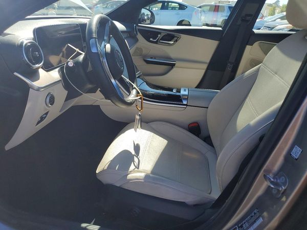 2024 MERCEDES-BENZ C C300
