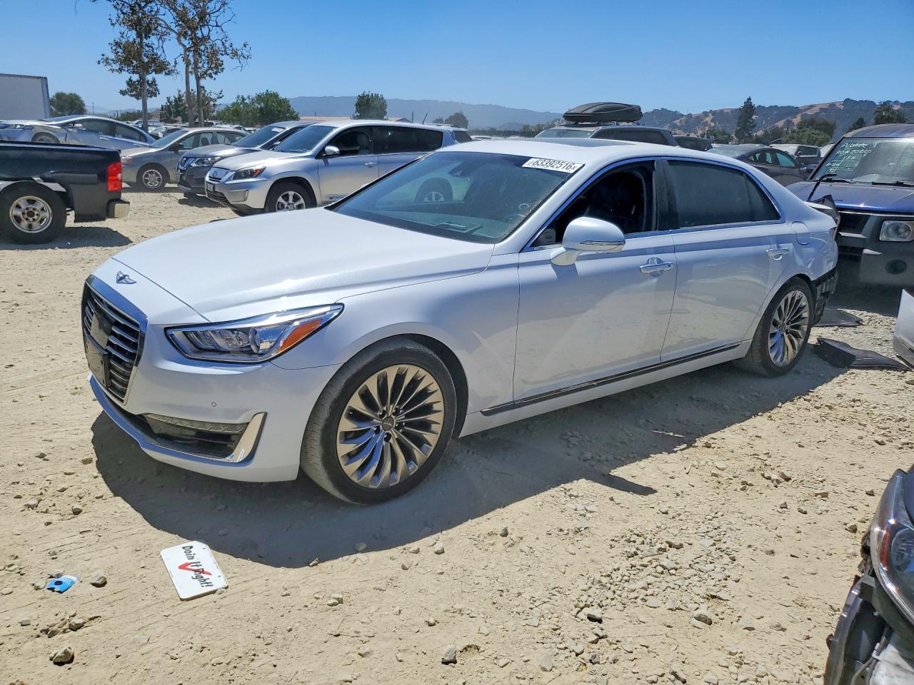 2018 GENESIS G90
