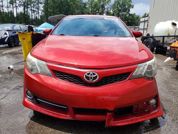2013 TOYOTA CAMRY