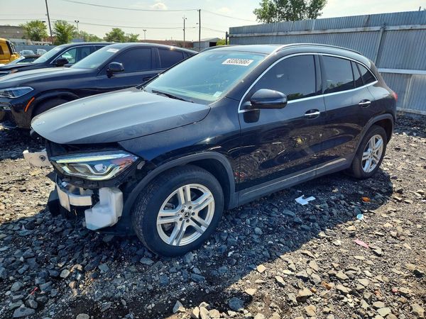2021 MERCEDES-BENZ GLA