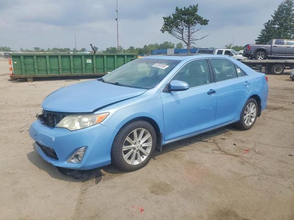 2012 TOYOTA CAMRY