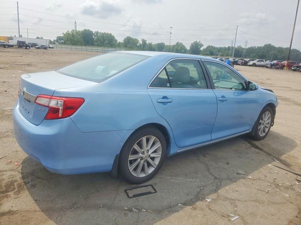 2012 TOYOTA CAMRY