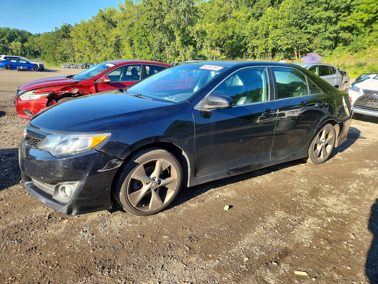 2012 TOYOTA CAMRY — Front 3/4