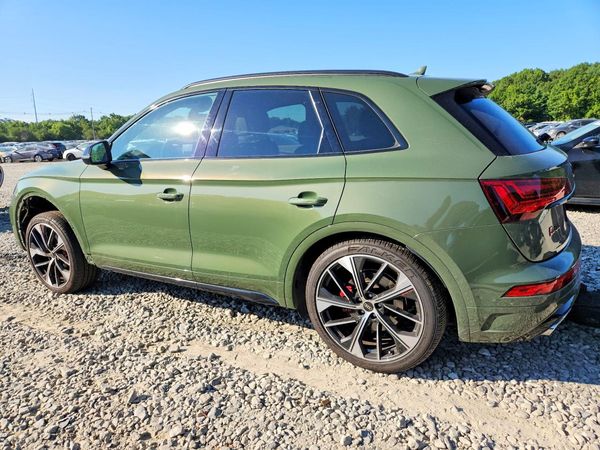 2022 AUDI SQ5