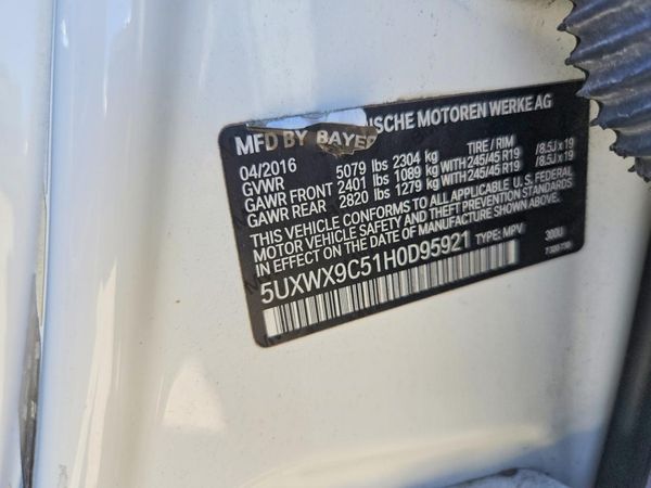 2017 BMW X3 xDrive28i — VINS