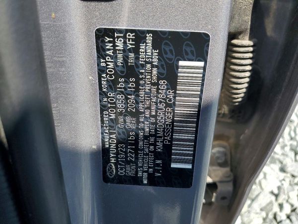 2024 HYUNDAI ELANTRA