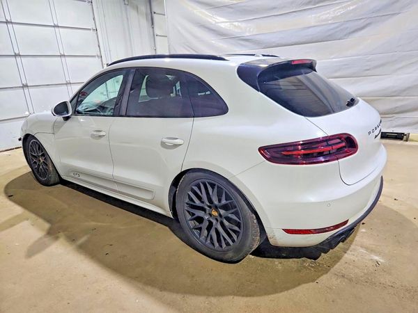 2017 PORSCHE MACAN