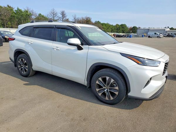 2023 TOYOTA HIGHLANDER