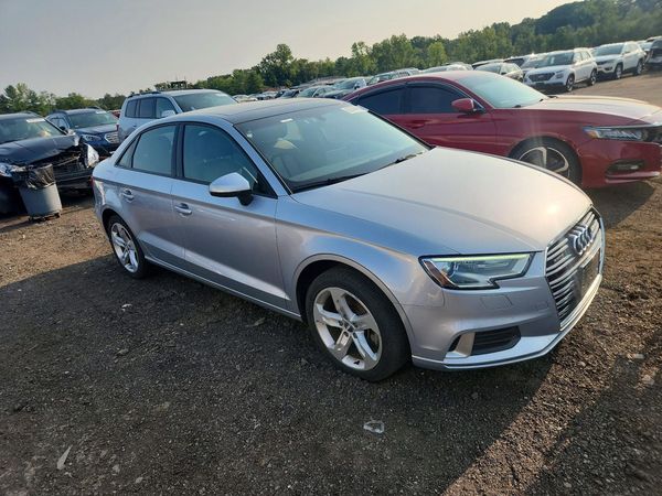 2017 AUDI A3 quattro Premium