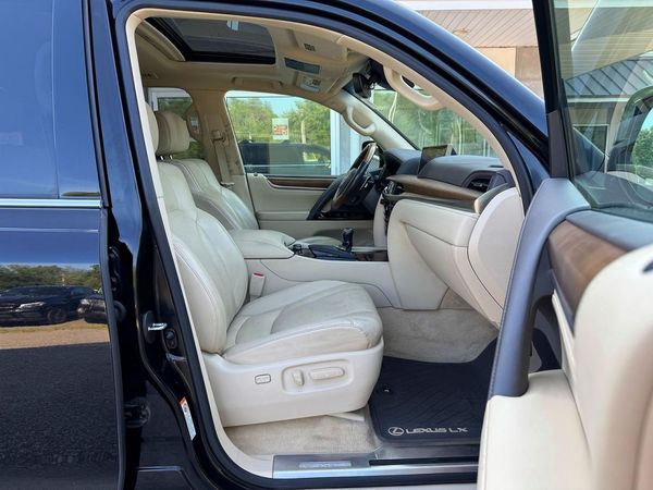 2017 LEXUS LX 570