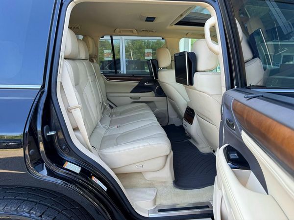 2017 LEXUS LX 570