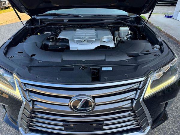 2017 LEXUS LX 570