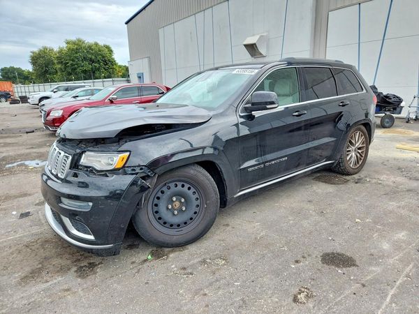 2017 JEEP GRAND CHEROKEE Summit