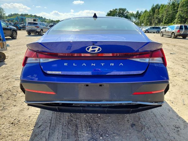 2024 HYUNDAI ELANTRA