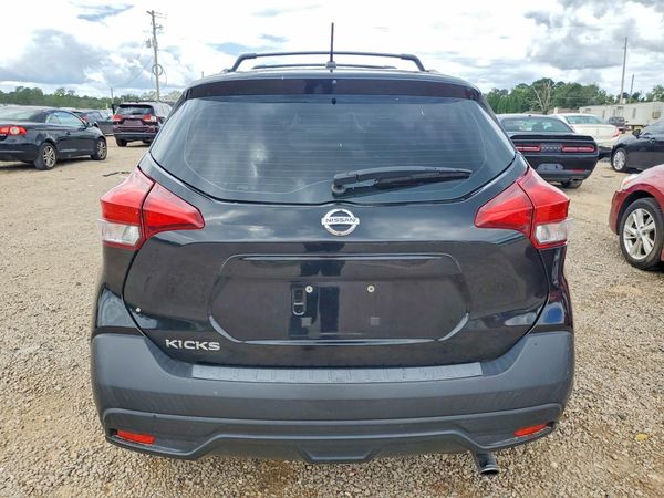 2018 NISSAN KICKS