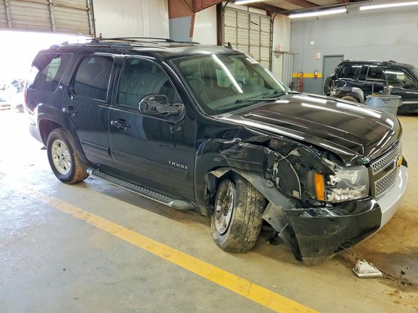 2014 CHEVROLET TAHOE LT
