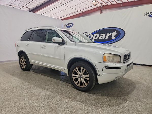 2013 VOLVO XC90